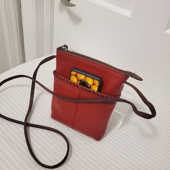 iLi Leather Tassel Red with Brown Trim Small Crossbody, classic - Picture 4 of 10